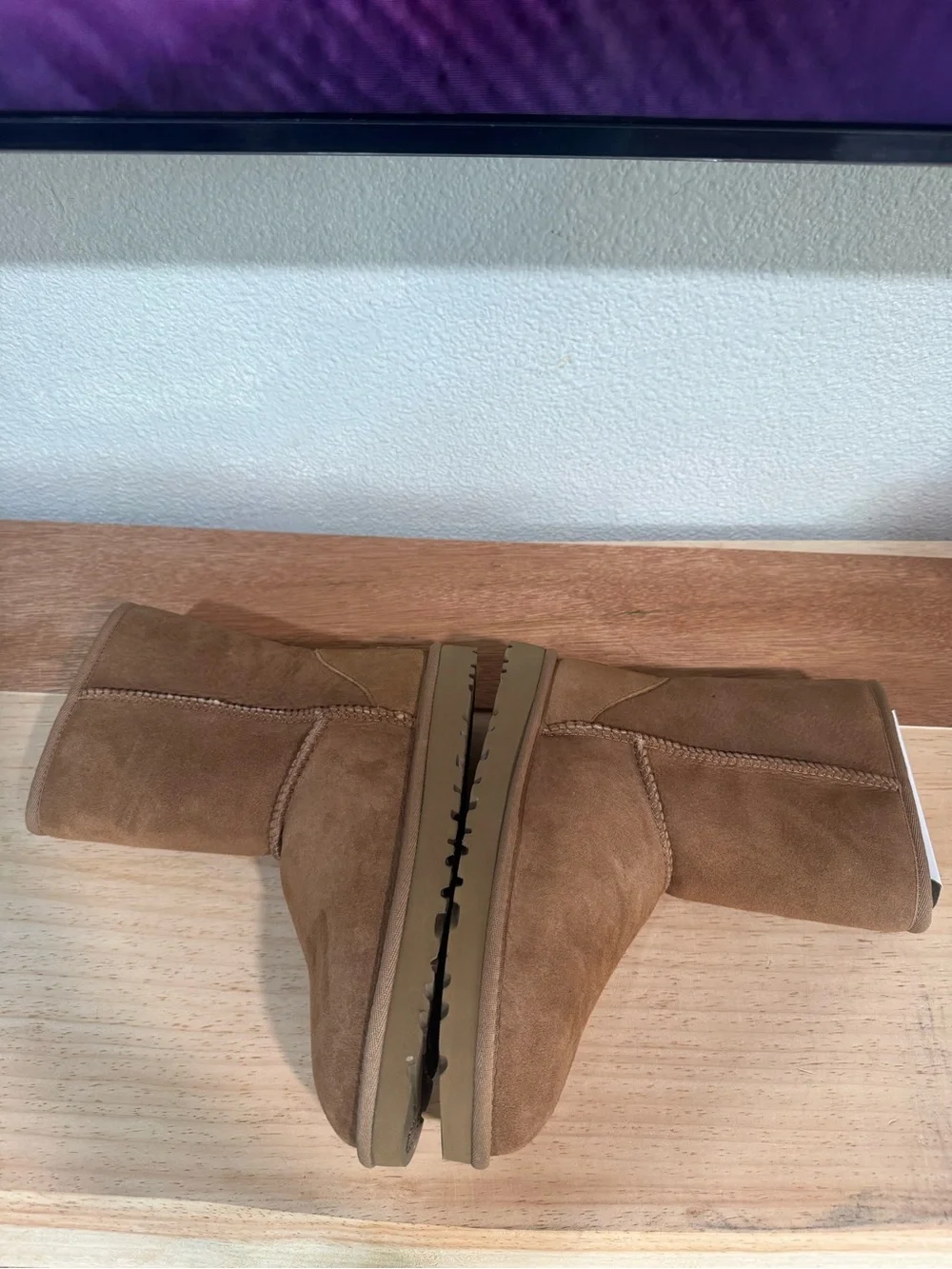 UGG Chestnut Short II Women's Boots size 7